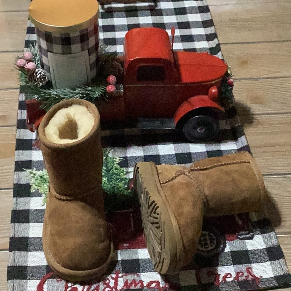Uggs Toddler 🍼🍬🍭
